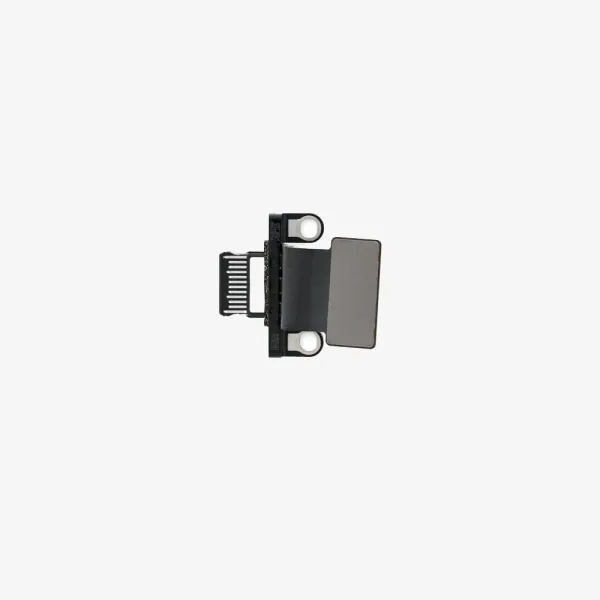 jack-usb-c-macbook-pro-m1-a2918-v1